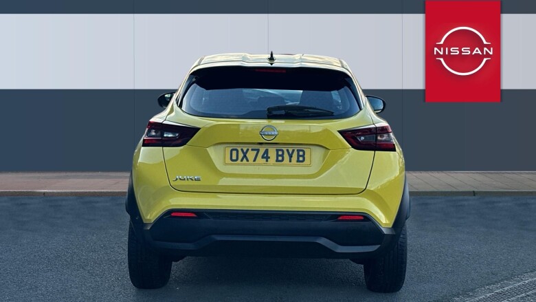 Nissan Juke 1.0 DiG-T Acenta Premium 5dr Petrol Hatchback